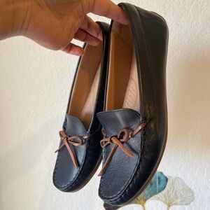 Clarks Navy Leather Loafers with Tan Bow